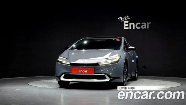 Toyota 프리우스 5세대 2.0 PHEV XSE, 2024 3