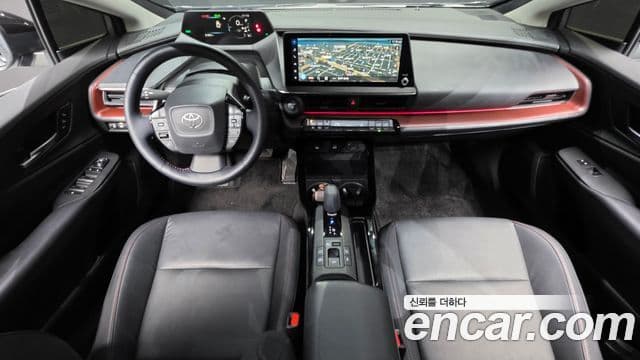 Toyota 프리우스 5세대 2.0 PHEV XSE, 2024 7