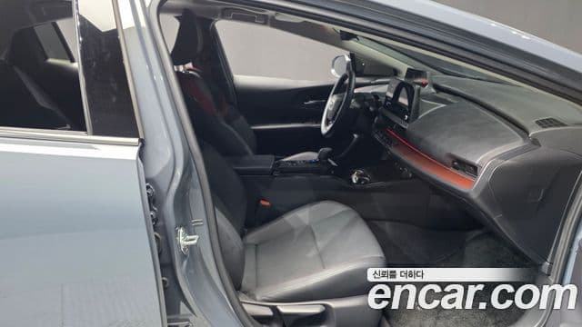 Toyota 프리우스 5세대 2.0 PHEV XSE, 2024 11