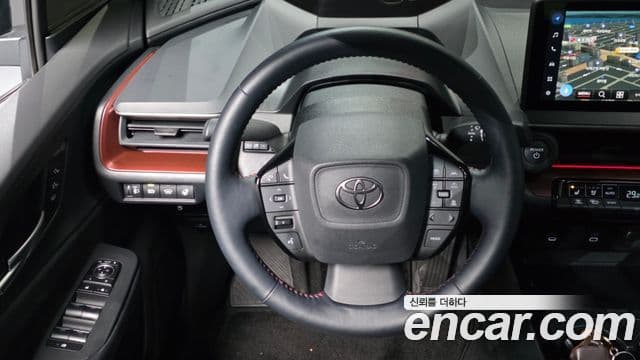 Toyota 프리우스 5세대 2.0 PHEV XSE, 2024 13