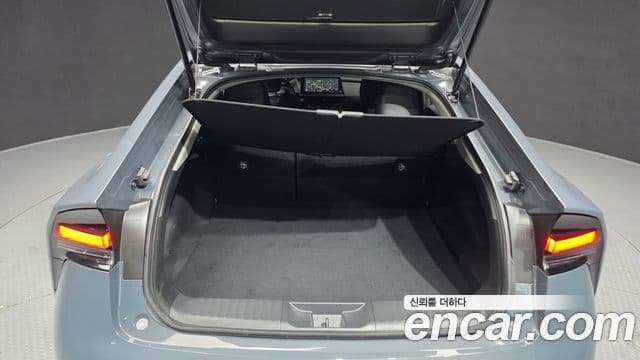 Toyota 프리우스 5세대 2.0 PHEV XSE, 2024 20