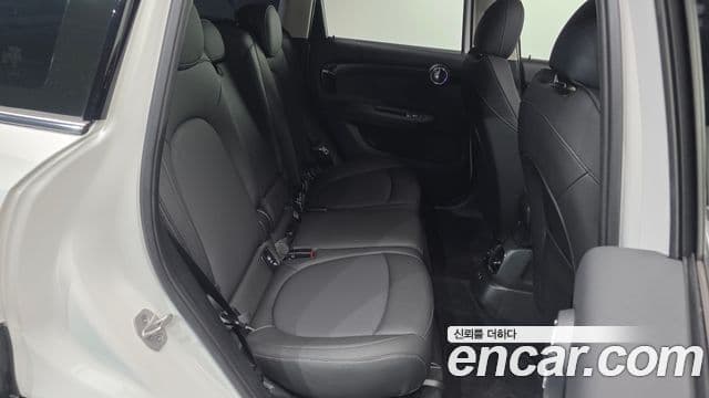 Mini Cooper Countryman 2세대, 2024 12