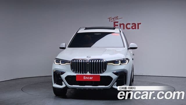 BMW X7 (G07) xDrive 40i M Sport 6인승, 2022 3