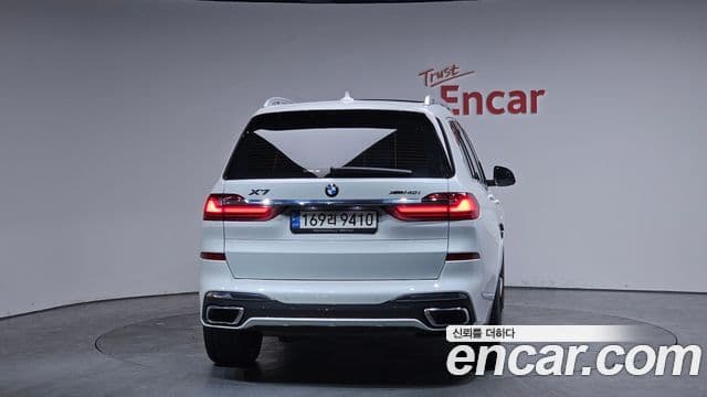 BMW X7 (G07) xDrive 40i M Sport 6인승, 2022 4