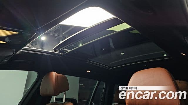 BMW X7 (G07) xDrive 40i M Sport 6인승, 2022 16