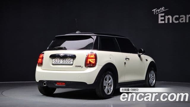 Mini Cooper D 3세대, 2019 2