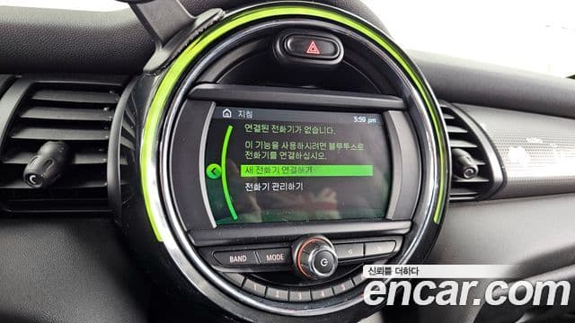 Mini Cooper D 3세대, 2019 16