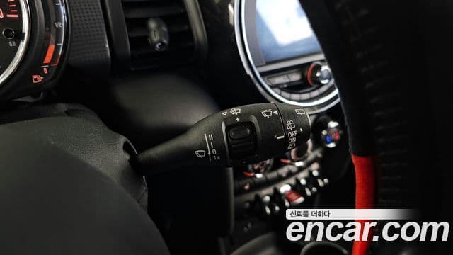 Mini Cooper D 3세대, 2019 17