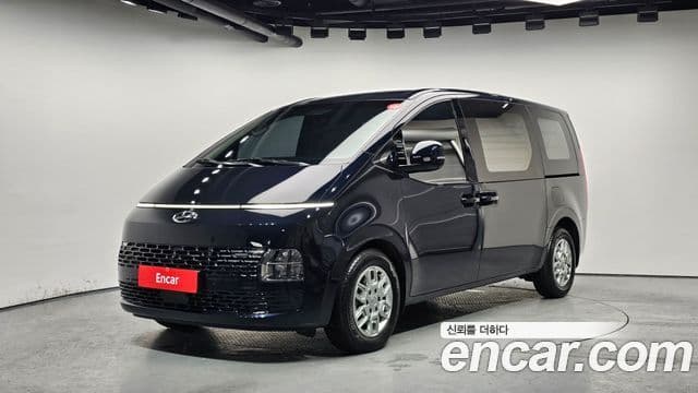 Hyundai Staria Modern, 2024 1