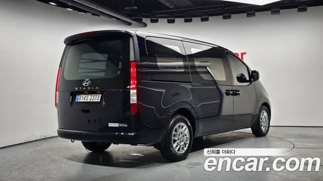 Hyundai Staria Modern, 2024 2