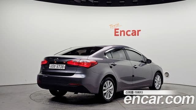 Kia K3 Trendy, 2015 2