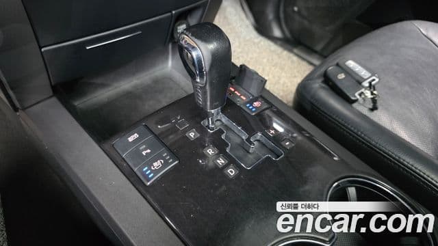 Kia Mohave 4WD KV300, 2015 9