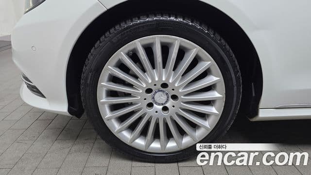 Mercedes-Benz E-класс W212 E300 Elegance, 2016 все фото