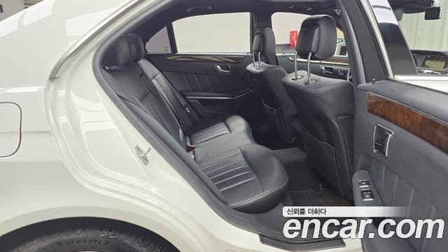 Mercedes-Benz E-класс W212 E300 Elegance, 2016 12