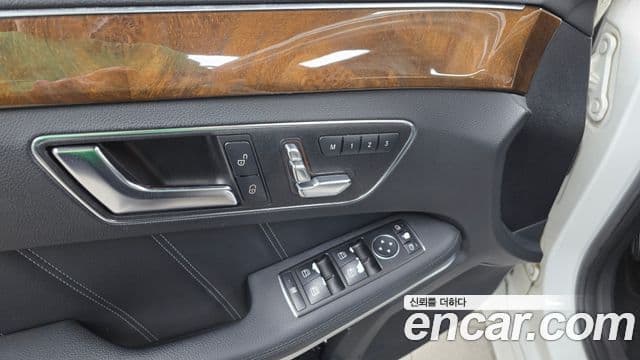Mercedes-Benz E-класс W212 E300 Elegance, 2016 16