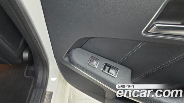 Mercedes-Benz E-класс W212 E300 Elegance, 2016 18