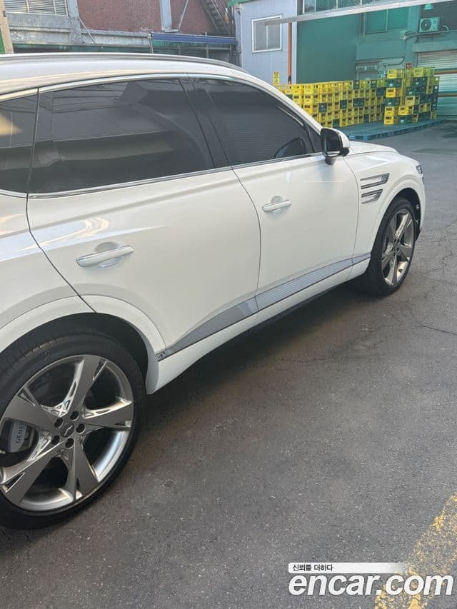 Genesis GV80, 2023 4