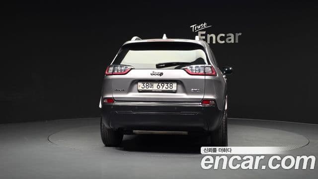 Jeep Cherokee(KL) 2.4 Longitude high AWD, 2019 4