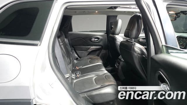 Jeep Cherokee(KL) 2.4 Longitude high AWD, 2019 12