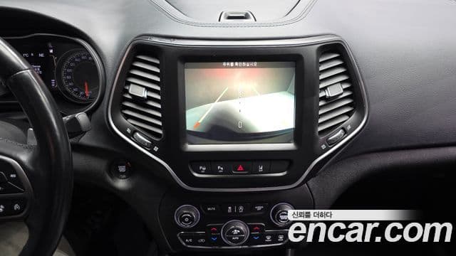 Jeep Cherokee(KL) 2.4 Longitude high AWD, 2019 16