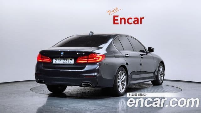 BMW 5시리즈 (G30) 520d xDrive M Sport Plus, 2017 2