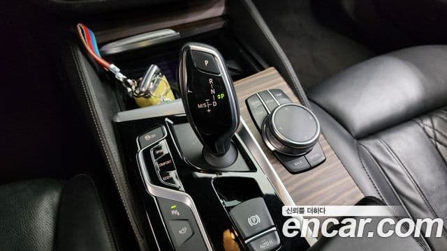 BMW 5시리즈 (G30) 520d xDrive M Sport Plus, 2017 9
