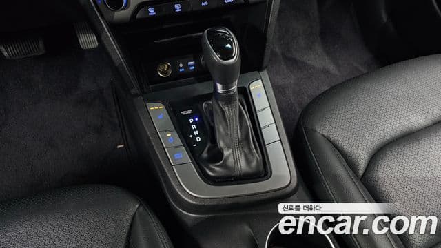 Hyundai Avante AD Modern, 2016 9