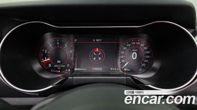 Ford Mustang кабриолет, 2021 8