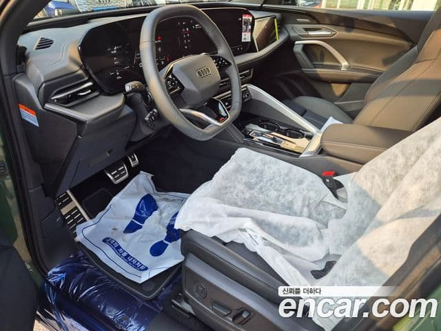 Audi Q5 (80A) 40 TDI Quattro S Line чёрный Edition, 2025 9