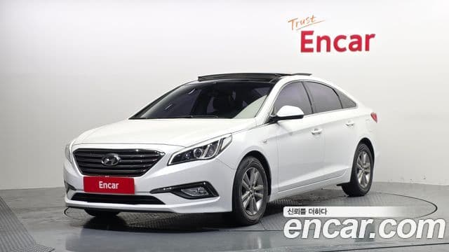 Hyundai LF Sonata Style, 2015 1