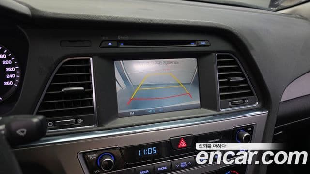 Hyundai LF Sonata Style, 2015 15