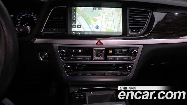 Genesis G80 Premium Luxury, 2018 15