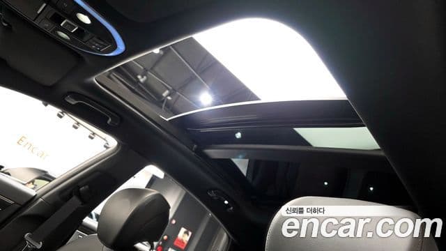 Genesis G80 Premium Luxury, 2018 18