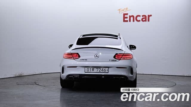 Mercedes-Benz C-класс W205 C63 AMG купе, 2017 4