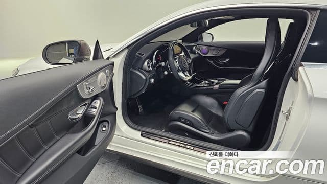 Mercedes-Benz C-класс W205 C63 AMG купе, 2017 10