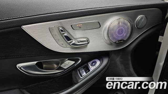 Mercedes-Benz C-класс W205 C63 AMG купе, 2017 16