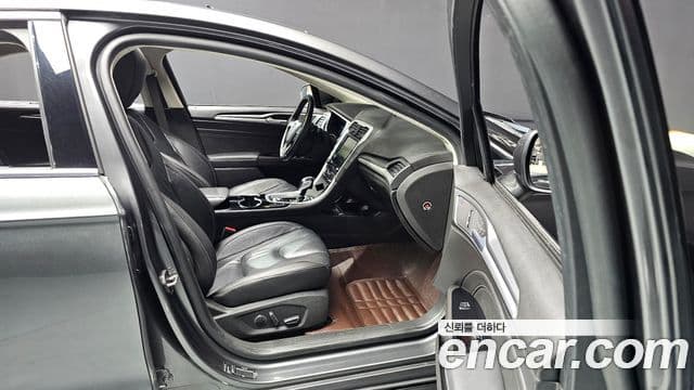 Ford 몬데오 4세대 Trend, 2015 11