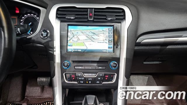 Ford 몬데오 4세대 Trend, 2015 15