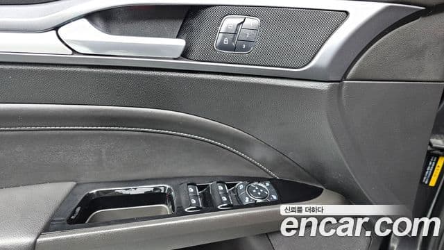 Ford 몬데오 4세대 Trend, 2015 18