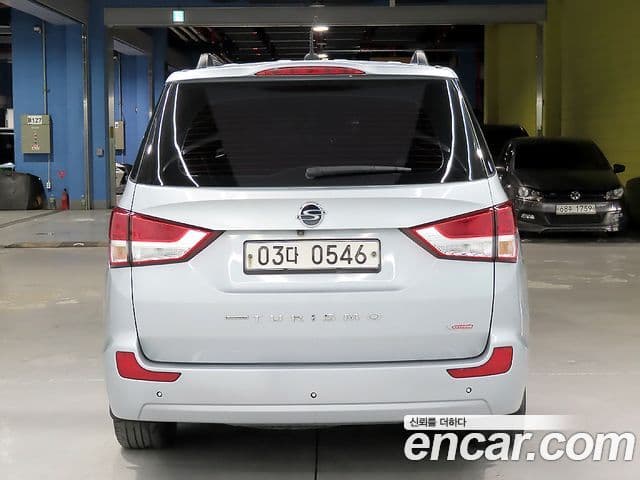 KG모빌리티(SsangYong) Korando 투리스모 4WD Extreme 9인승, 2015 4