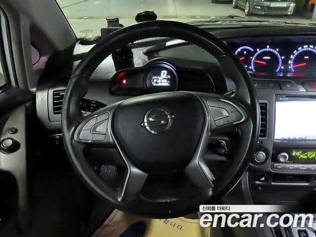 KG모빌리티(SsangYong) Korando 투리스모 4WD Extreme 9인승, 2015 15