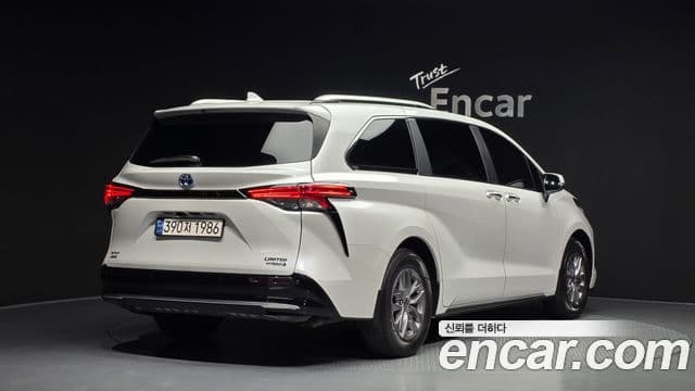 Toyota Sienna 4세대, 2024 2