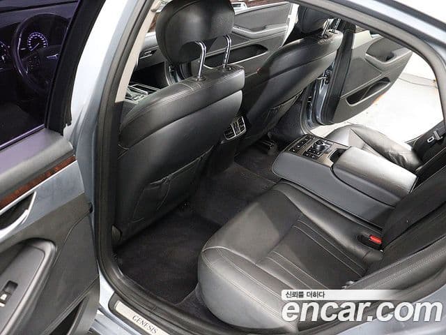 Hyundai Genesis DH Modern, 2015 16