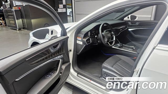 Audi A6 (C8) Premium, 2023 10