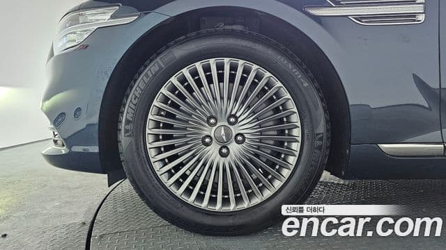 Genesis G90 Luxury, 2021 все фото