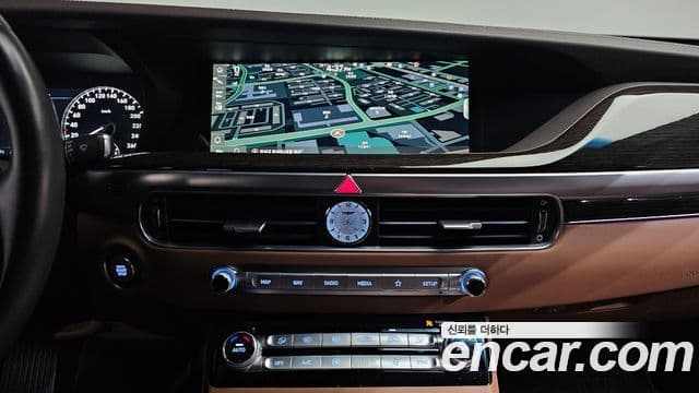 Genesis G90 Luxury, 2021 14