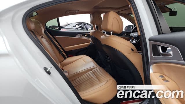 Genesis The / новый New G70, 2022 12