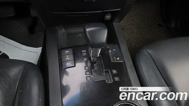 Kia Mohave 4WD KV300, 2012 9