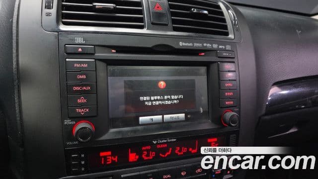 Kia Mohave 4WD KV300, 2012 16