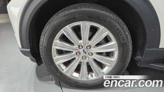Ford Explorer 6세대 2.3 Limited 4WD, 2022 все фото